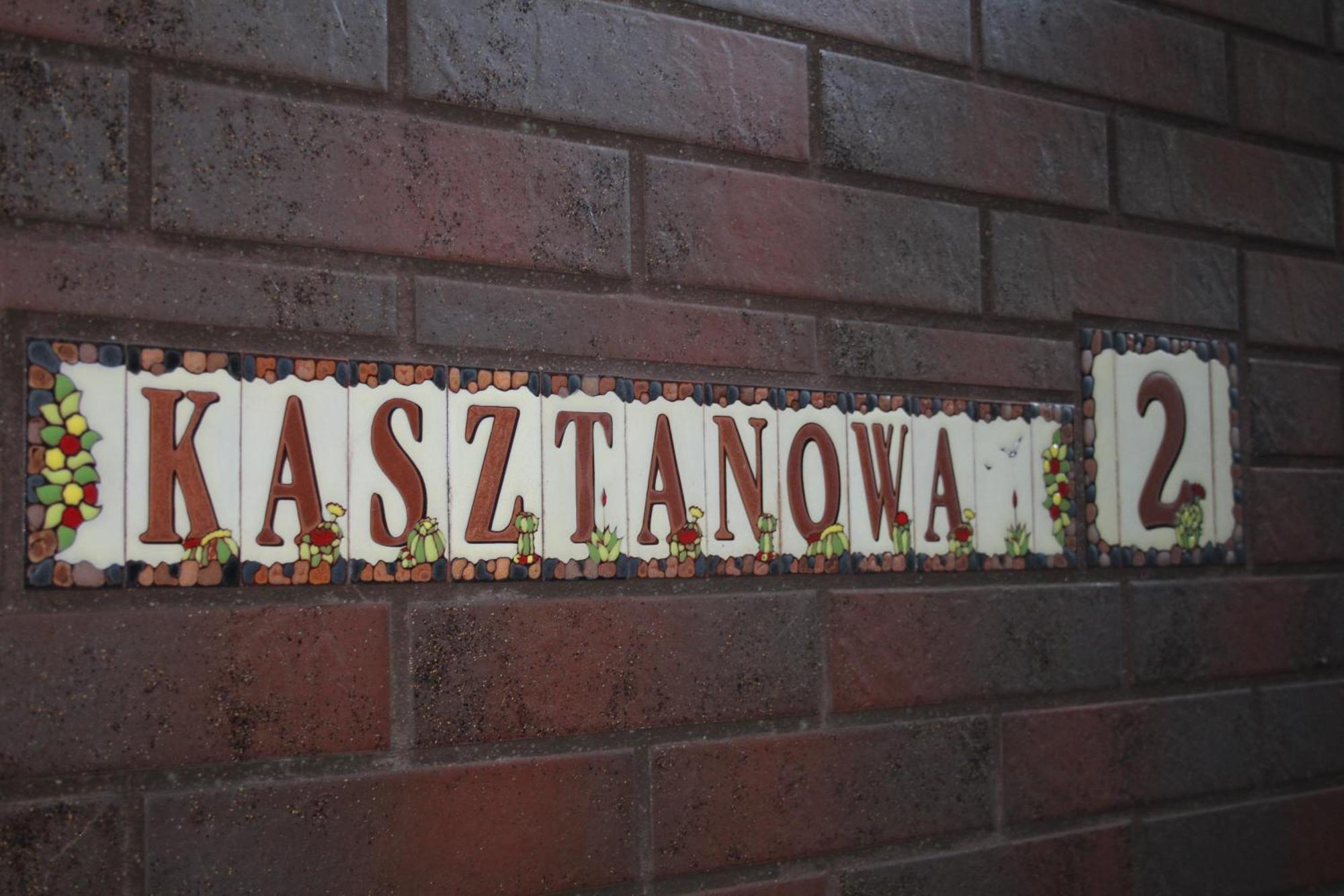 Apartament Kasztanowa 2 *